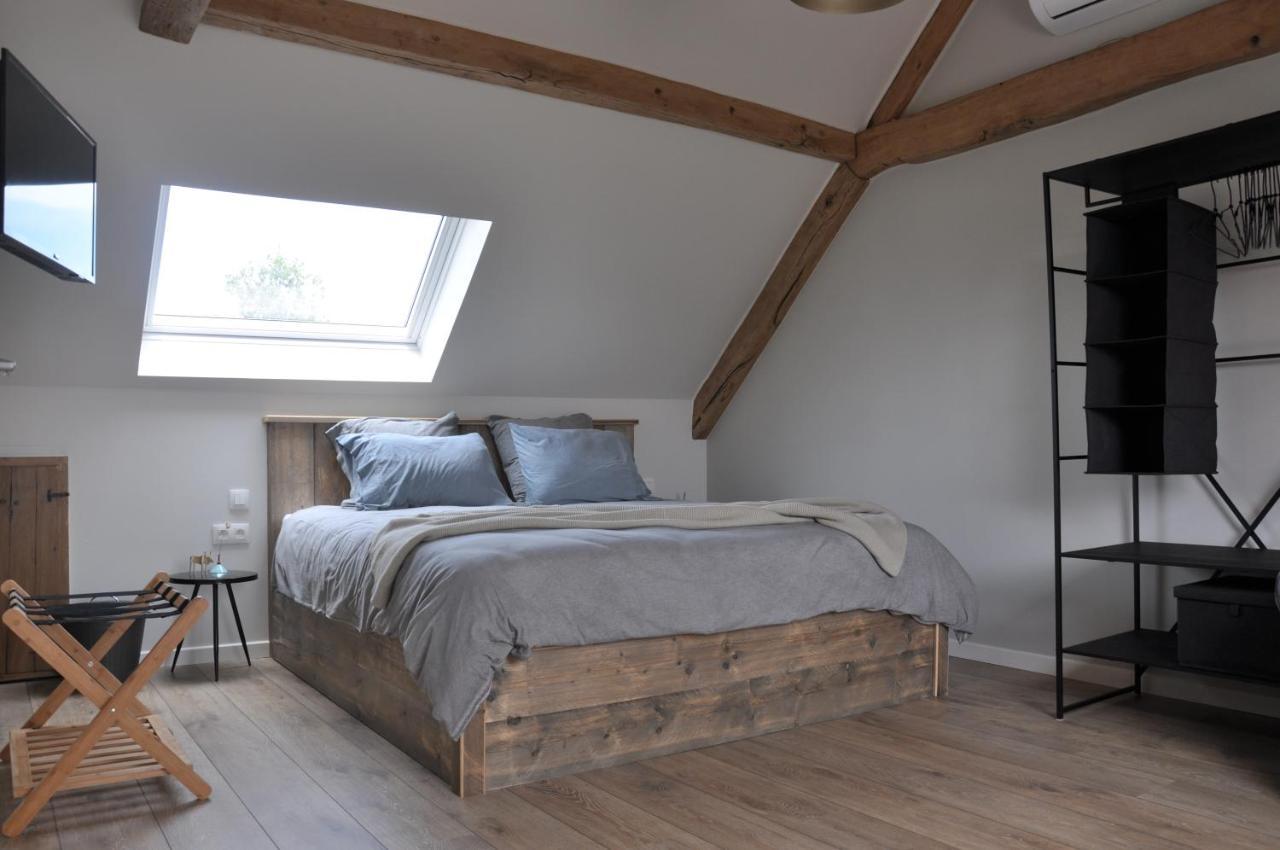 Bed En Bezem Bed & Breakfast Laarne Bagian luar foto